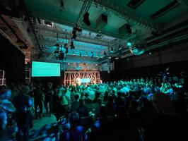 Eröffnung des dritten IMPACT FESTIVAL