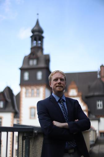  Nils Julian Gerber (Recht und Tarif)